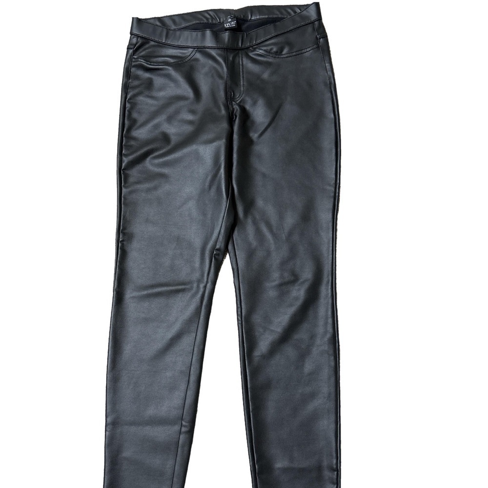 Hue vegan leather jegging